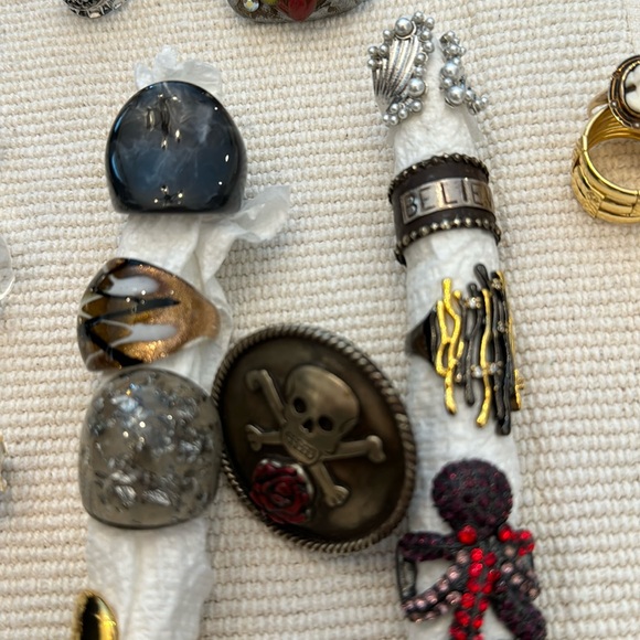 Assortment of Rings - Picture 6 of 13